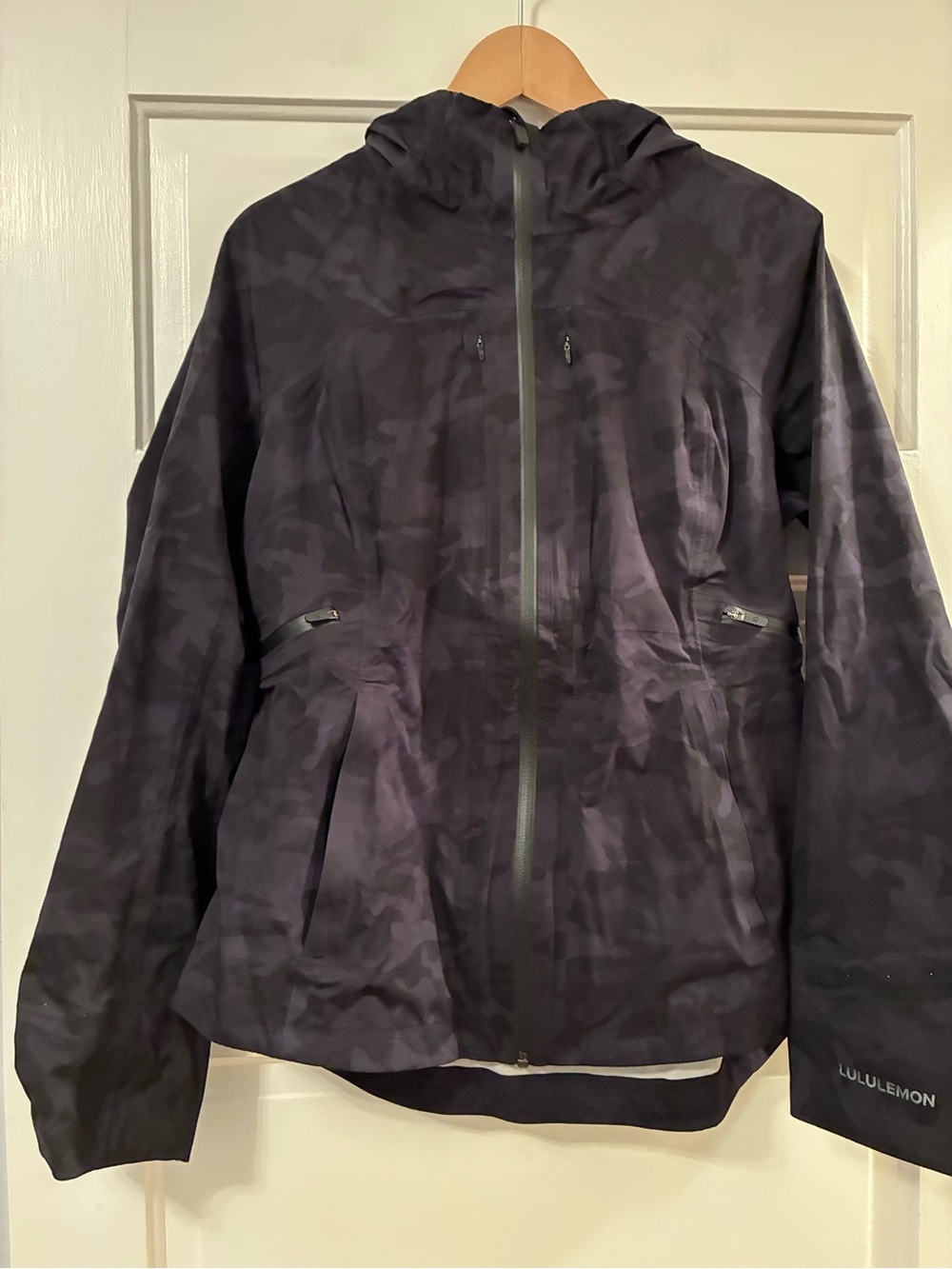 Lululemon Break a Trail Jacket Incognito Camo Multi Grey Size 12 - Picture 4 of 10